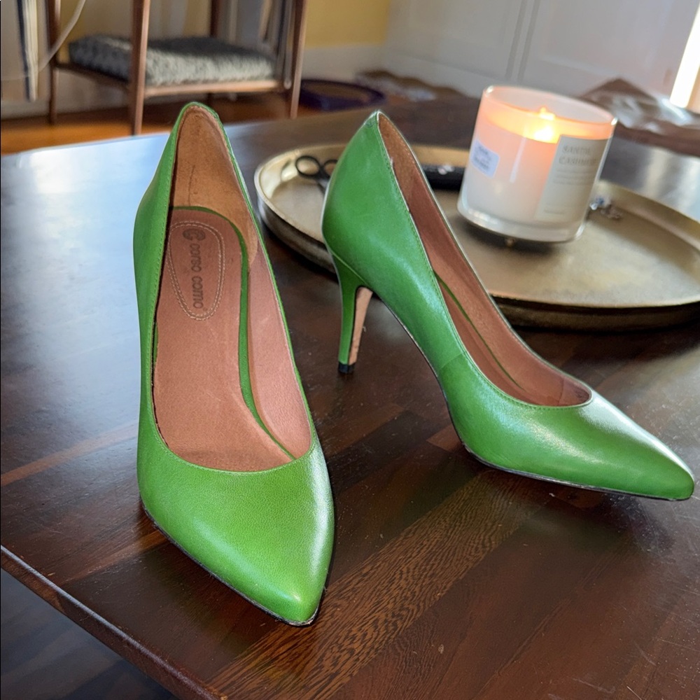 Corso Como Green Pointed-Toe Leather Pumps